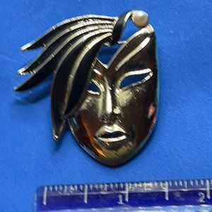 Mardi Gras vintage brooche/pin